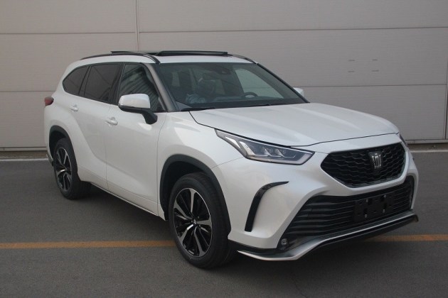 一汽豐田皇冠陸放2.0T車型將於成都車展上市 豐富產品線